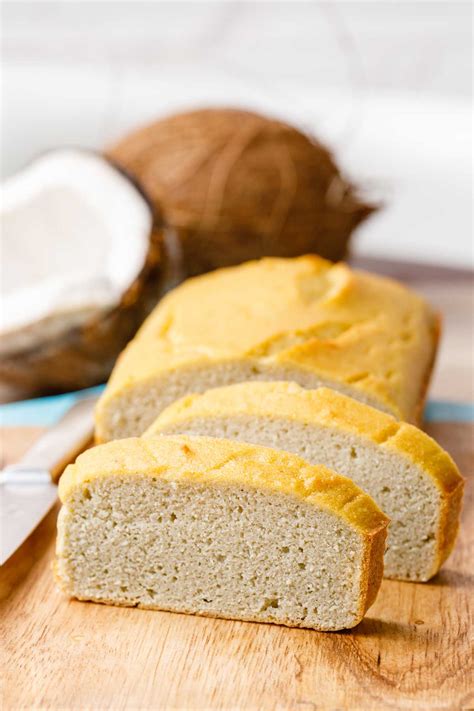 the-best-paleo-coconut-bread-high-in-mct-and-low-carb image