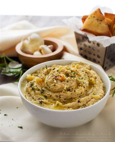 easy-roasted-garlic-hummus-the-chunky-chef image
