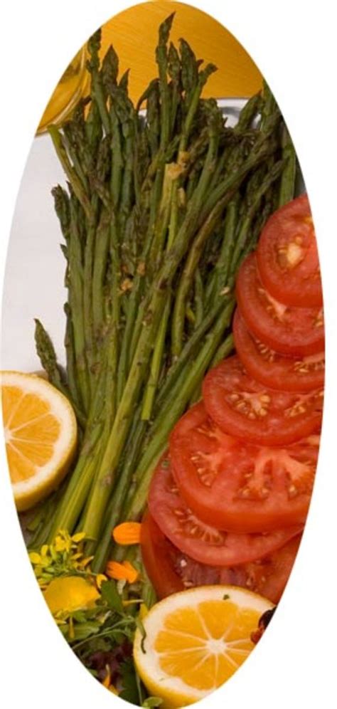 grilled-organic-asparagus-with-bagna-cauda image