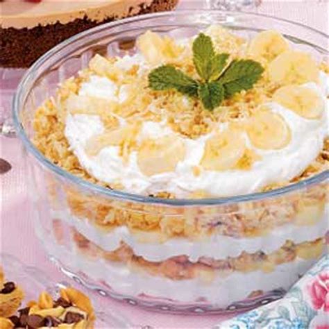 banana-macaroon-trifle image