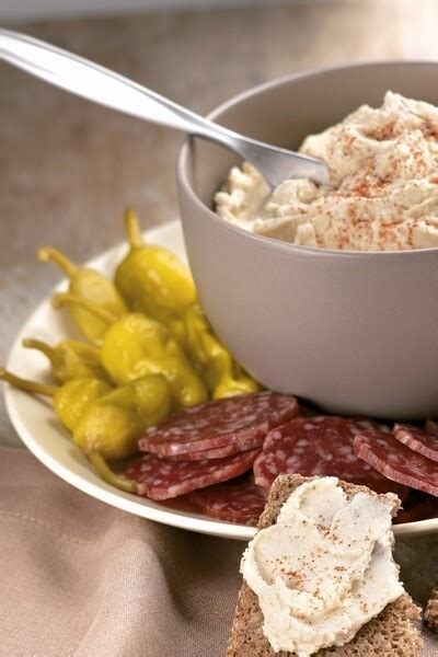 sharp-cheddar-cheese-spread-cabot-creamery image