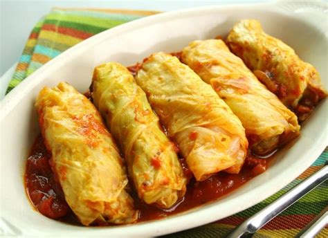 classic-cabbage-rolls-12-tomatoes image