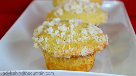 eggnog-muffins-lady-behind-the-curtain image