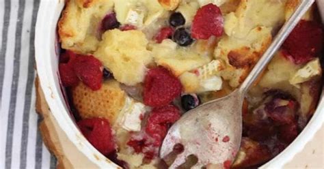 brie-and-berry-strata-cheese-recipe-prsident-cheese image