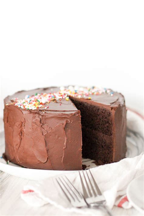 perfect-high-altitude-chocolate-cake-dough-eyed image