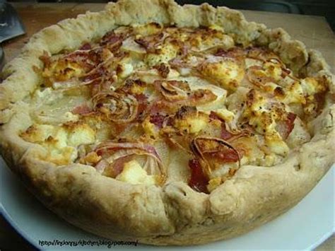 apple-potato-bacon-pie-with-pistachio-crust image