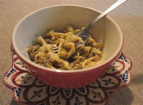 recipe-middle-eastern-noodles-with-lentils-green-prophet image