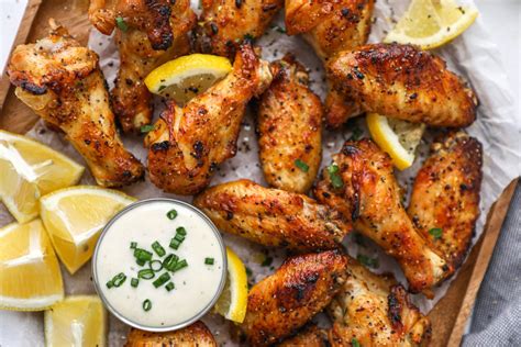 crispy-lemon-garlic-chicken-wings-kalefornia-kravings image