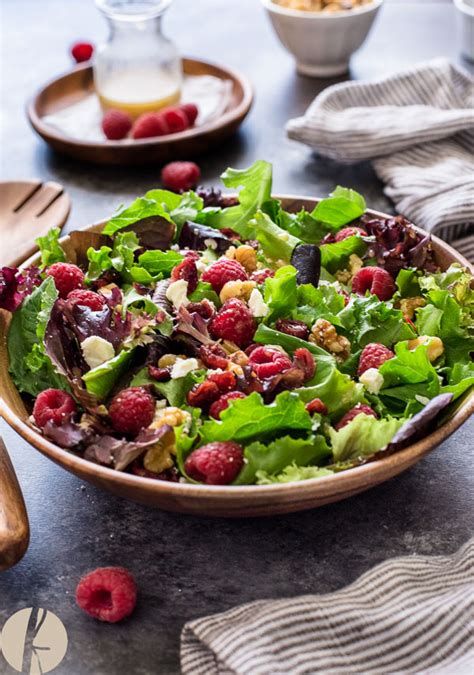 baby-lettuce-salad-with-raspberries-cranberries-and-feta image