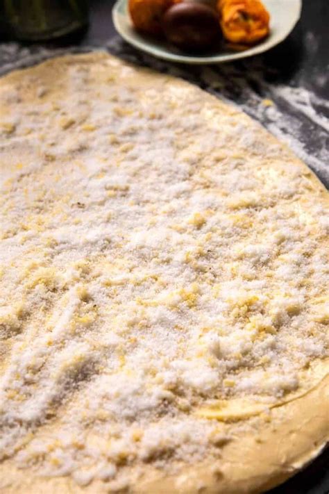 lemon-sugar-rolls-with-vanilla-cream-cheese-icing image