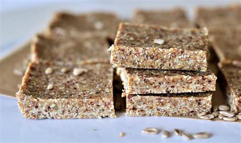 easy-muesli-slice-healthy-and-no-bake-the-cooking image