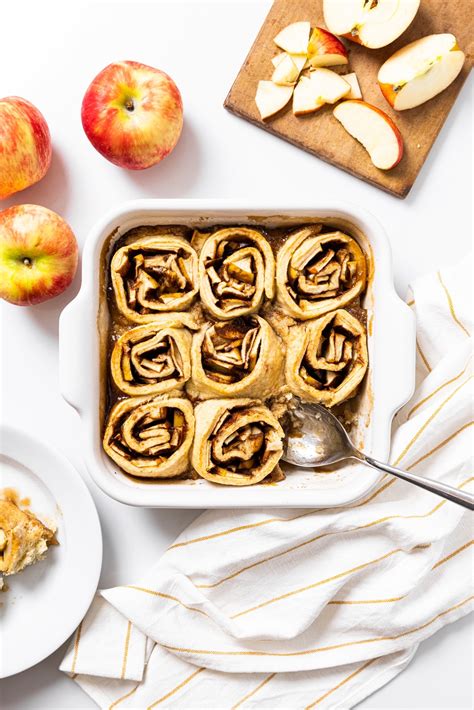 apple-dumpling-rolls-wyse-guide image