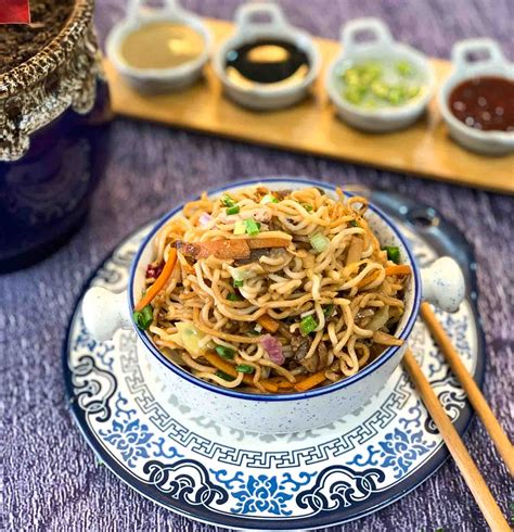 chicken-yakisoba-recipe-japanese-noodles-by image