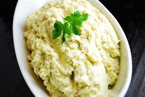 cheesy-cauliflower-mashed-potatoes-recipe-2-points image