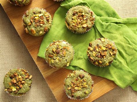 matcha-pistachio-muffins-connoisseurus-veg image