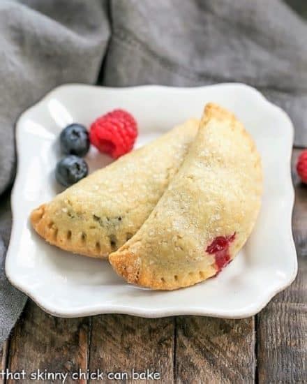 rustic-berry-turnovers-tasty-hand-pies-that-skinny image