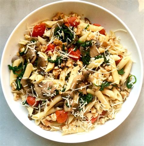 10-light-summer-vegetarian-pasta-dinners-jamie-geller image