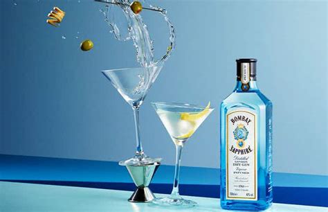 bombay-sapphire-martini-cocktail-recipe-drizly image