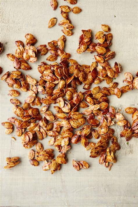 the-easiest-and-best-way-to-roast-pumpkin-seeds image