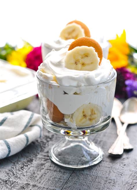 easy-banana-pudding-the-seasoned-mom image