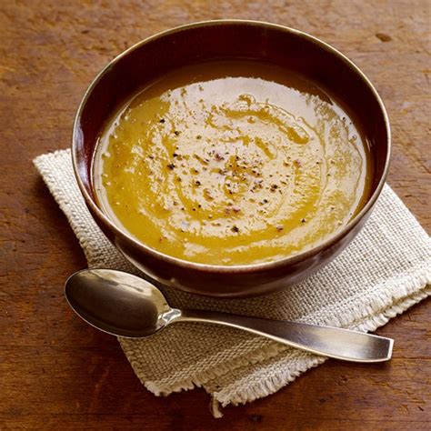 butternut-squash-soup-healthy-recipes-ww-canada-weight image