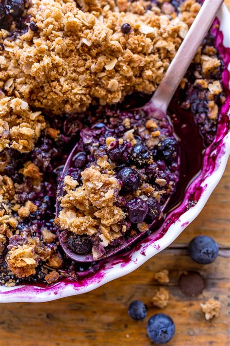 the-best-blueberry-crisp-baker-by-nature image