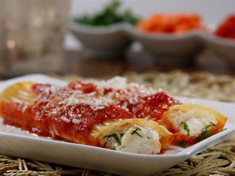 three-cheese-manicotti-pasta-with-ricotta-mozzarella image