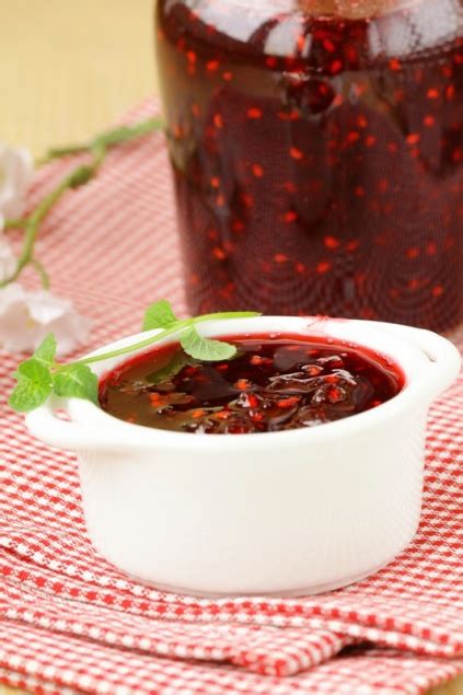 mock-raspberry-jam-dirt-cheap-recipes-freezer-jam image