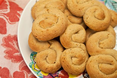 honey-spice-cookies-italian-food-forever image