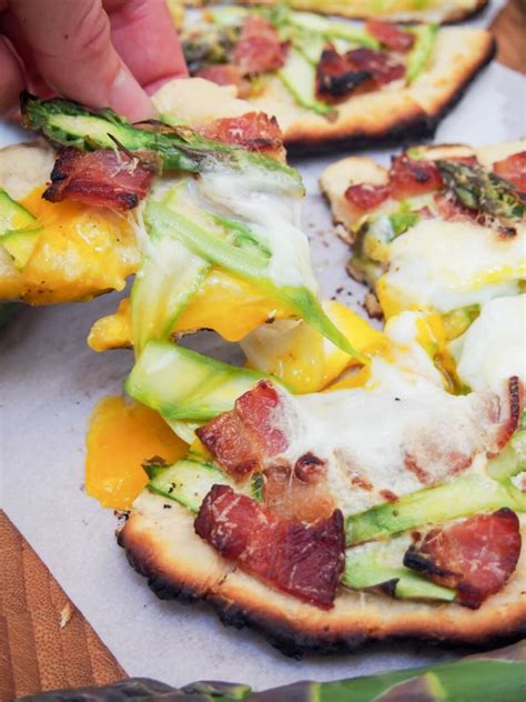grilled-breakfast-flatbread-with-asparagus-and-bacon image