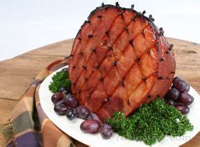 honey-baked-ham-with-cloves-recipe-recipetipscom image