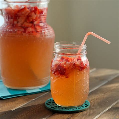 strawberry-ginger-lemonade-snixy-kitchen image