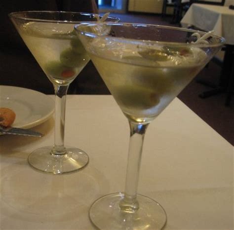 classic-martini-recipe-perfect-martini-recipe-whats image