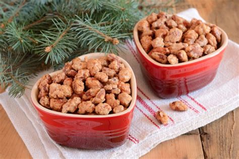 slow-cooker-candied-almonds-get-crocked image