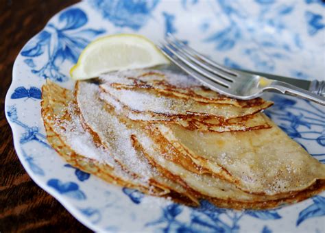 pancake-recipe-for-one-or-two-classic-english-pancake image