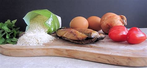kedgeree-with-smoked-mackerel-recipe-cuisine-fiend image