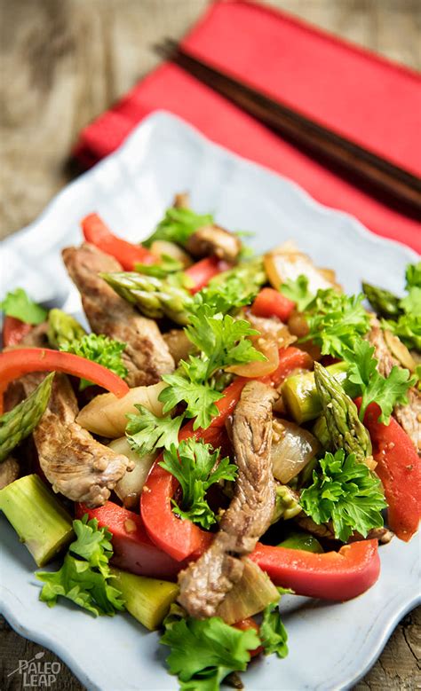 beef-red-bell-pepper-and-asparagus-stir-fry image