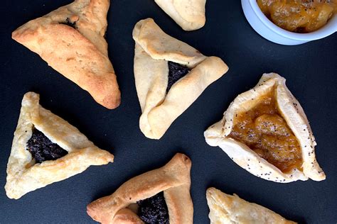 i-tried-baking-every-type-of-hamantaschen-so-you-dont image