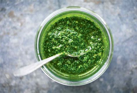 green-sauce-recipe-leites-culinaria image