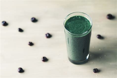 avocado-blueberry-smoothie-recipe-nutribullet image