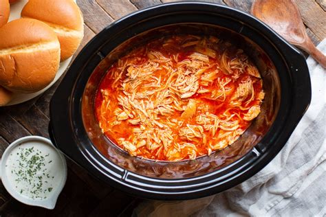slow-cooker-buffalo-chicken image