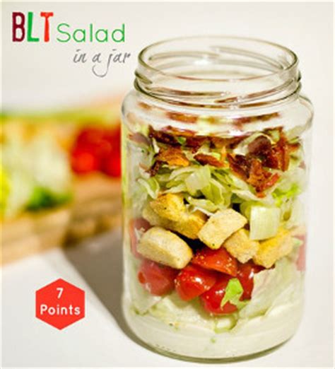 layered-salad-in-a-jar-recipelioncom image