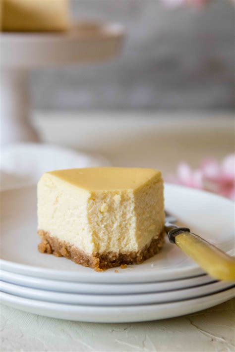 mini-cheesecake-recipe-for-onetwo-lifestyle-of-a-foodie image