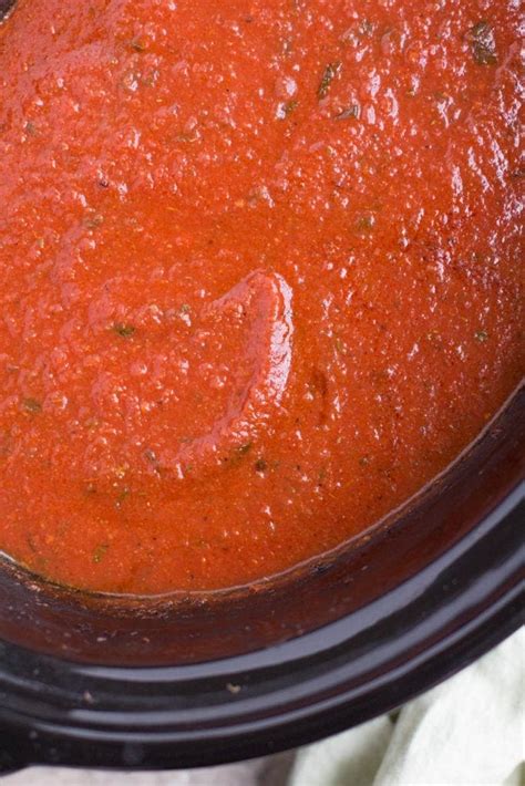 healthy-crockpot-spaghetti-sauce-the-clean-eating-couple image