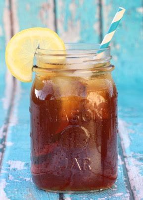 southern-sweet-tea-recipe-with-a-secret-ingredient image