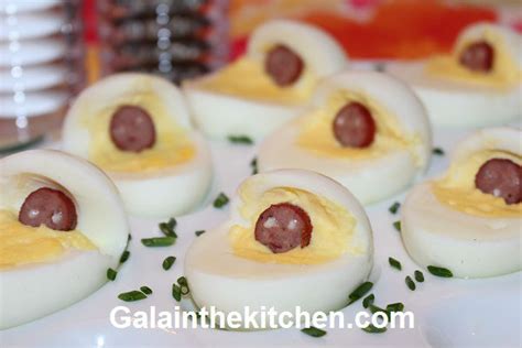 6-ways-how-to-garnish-deviled-eggs-for-holidays-and image