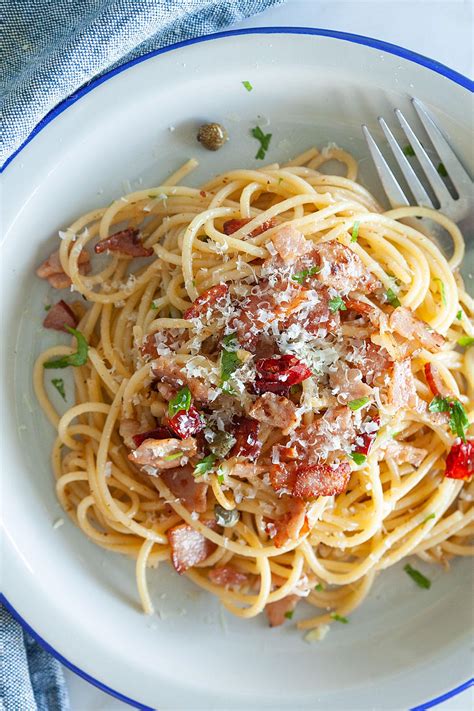 bacon-pasta-easy-weeknight-dinner-ideas-and image