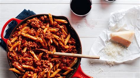 how-to-make-pasta-meat-sauce-in-15-minutes image