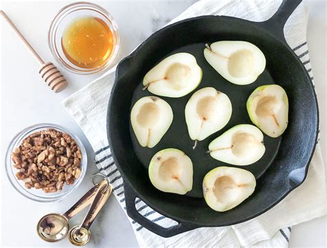 baklava-baked-pears-heart-healthy-greek image