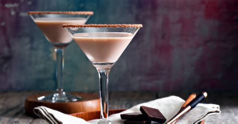 10-best-godiva-white-chocolate-martini image